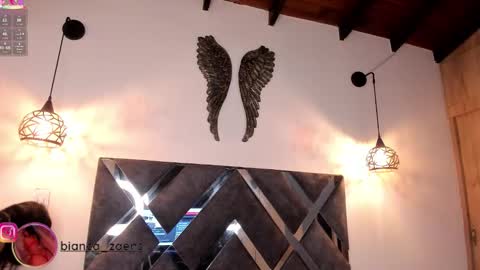 Snapshot of bianca_zaens1 chatting on January 2026 11:25:01 AM B I A N C A online show from January 2026 11:25:01 AM