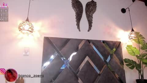 Snapshot of bianca_zaens1 chatting on February 2026 12:10:02 PM B I A N C A online show from February 2026 12:10:02 PM