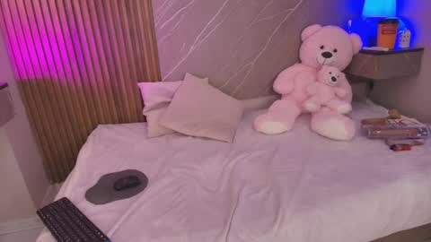 Snapshot of biancaa__18 chatting on May 2026 07:40:02 PM biancaa__18 online show from May 2026 07:40:02 PM