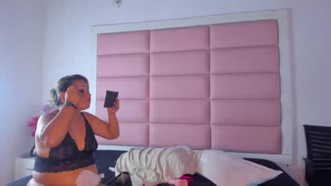 biancaarossii online show from July 2026 12:31:01 PM