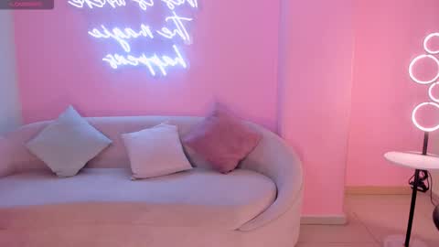 Bianca Pierce online show from March 2026 12:00:01 PM