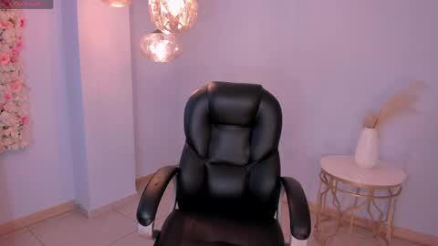 Bianca Pierce online show from April 2026 12:02:01 PM