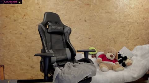 Biancastrong.. IGThebiancastrong online show from January 2025 11:14:01 AM