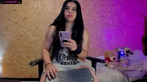 Biancastrong.. IGThebiancastrong online show from March 2025 02:27:02 AM