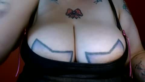 Snapshot of bianka_star_ chatting on November 2025 12:16:01 PM bianca online show from November 2025 12:16:01 PM