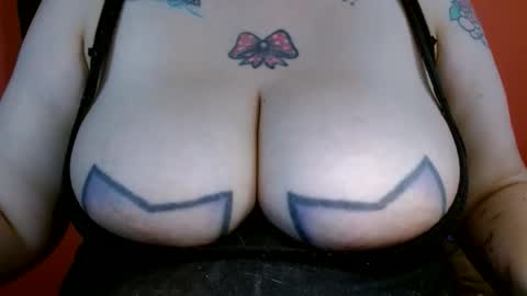 Snapshot of bianka_star_ chatting on January 2026 02:33:02 PM bianca online show from January 2026 02:33:02 PM