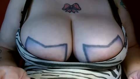 Snapshot of bianka_star_ chatting on February 2026 10:50:02 PM bianca online show from February 2026 10:50:02 PM