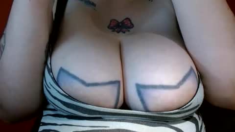 Snapshot of bianka_star_ chatting on February 2026 01:22:02 PM bianca online show from February 2026 01:22:02 PM