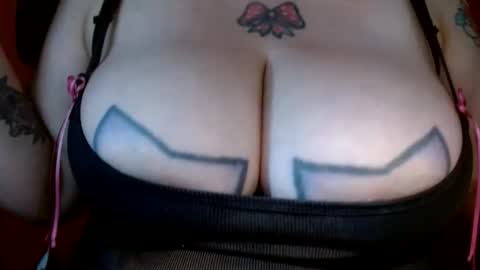 Snapshot of bianka_star_ chatting on April 2026 01:12:02 PM bianca online show from April 2026 01:12:02 PM
