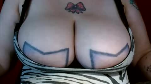 Snapshot of bianka_star_ chatting on April 2026 12:18:02 PM bianca online show from April 2026 12:18:02 PM