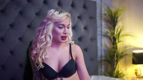  Bianka  online show from June 2026 08:28:01 PM