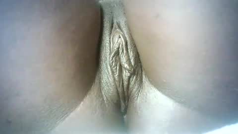 pretty online show from February 2025 08:25:02 AM