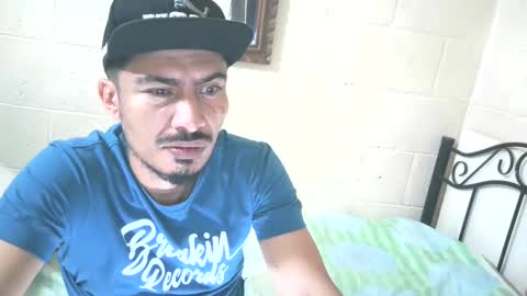 Snapshot of bichopeludo chatting on October 2025 07:59:01 PM bichopeludo online show from October 2025 07:59:01 PM