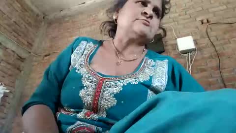 Mona online show from March 2025 08:32:02 AM