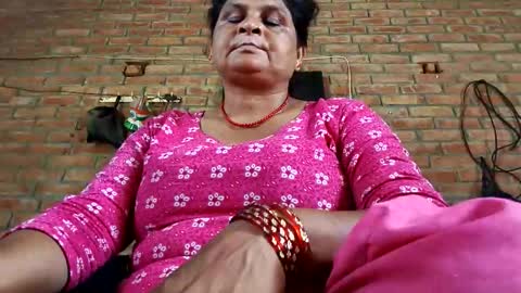 Mona online show from September 2025 03:17:02 AM