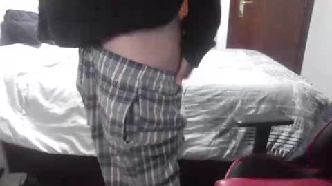 Snapshot of big_bearded_bear chatting on February 2026 06:00:02 PM big_bearded_bear online show from February 2026 06:00:02 PM