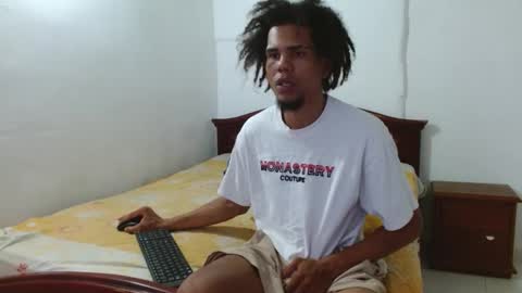 Snapshot of big_boy_lee chatting on September 2025 09:47:02 PM Camilo online show from September 2025 09:47:02 PM