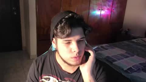 Snapshot of big_cockjughead chatting on October 2025 09:48:02 PM Logan Sprouse online show from October 2025 09:48:02 PM