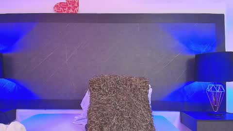 Snapshot of big_tits_in_your_face chatting on December 2024 07:50:02 PM Tell me Sophia online show from December 2024 07:50:02 PM