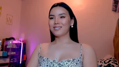 Mia online show from January 2025 01:53:01 PM