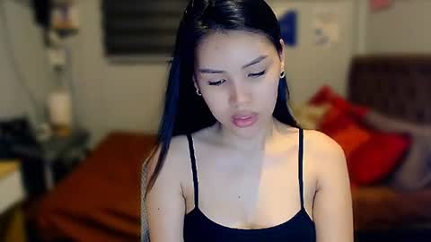 Mia online show from July 2026 03:43:01 PM