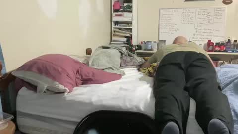 Mr. Muscle Monster online show from December 2024 01:40:01 AM