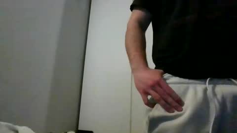 Snapshot of bigballsnojoke chatting on January 2025 03:19:01 PM bigballsnojoke online show from January 2025 03:19:01 PM