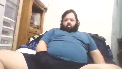 Snapshot of bigbear3287 chatting on December 2024 03:37:01 AM Liam online show from December 2024 03:37:01 AM