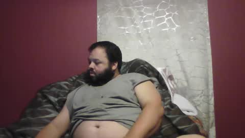 Snapshot of bigbear3287 chatting on October 2025 09:29:02 AM Liam online show from October 2025 09:29:02 AM