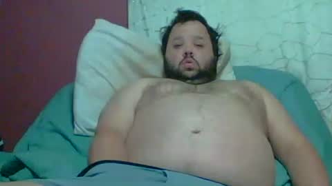 Snapshot of bigbear3287 chatting on November 2025 09:31:01 AM Liam online show from November 2025 09:31:01 AM