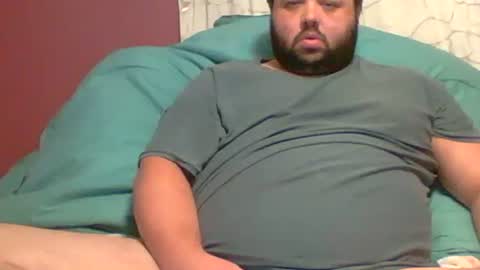 Snapshot of bigbear3287 chatting on November 2025 08:28:01 AM Liam online show from November 2025 08:28:01 AM