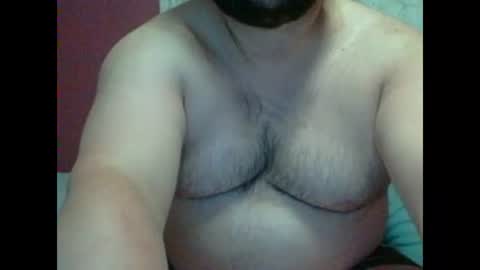 Snapshot of bigbear3287 chatting on December 2025 06:28:01 AM Liam online show from December 2025 06:28:01 AM