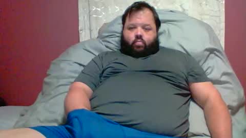 Snapshot of bigbear3287 chatting on January 2026 05:44:01 AM Liam online show from January 2026 05:44:01 AM