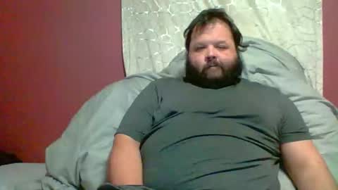 Snapshot of bigbear3287 chatting on January 2026 07:10:02 AM Liam online show from January 2026 07:10:02 AM