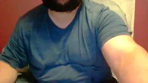 Snapshot of bigbear3287 chatting on January 2026 07:02:01 AM Liam online show from January 2026 07:02:01 AM