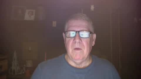 Snapshot of bigbeerdrinker1 chatting on December 2024 08:17:02 AM bigbeerdrinker online show from December 2024 08:17:02 AM