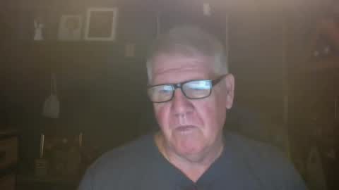 Snapshot of bigbeerdrinker1 chatting on November 2025 06:25:02 AM bigbeerdrinker online show from November 2025 06:25:02 AM