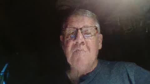 Snapshot of bigbeerdrinker1 chatting on November 2025 12:48:02 PM bigbeerdrinker online show from November 2025 12:48:02 PM