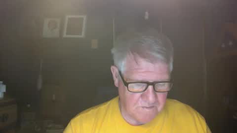 Snapshot of bigbeerdrinker1 chatting on January 2026 05:33:02 AM bigbeerdrinker online show from January 2026 05:33:02 AM