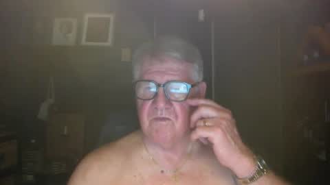 Snapshot of bigbeerdrinker1 chatting on April 2026 03:59:01 AM bigbeerdrinker online show from April 2026 03:59:01 AM