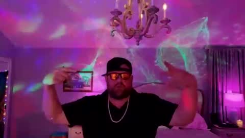 Bigboi1o11 online show from April 2026 08:02:02 AM