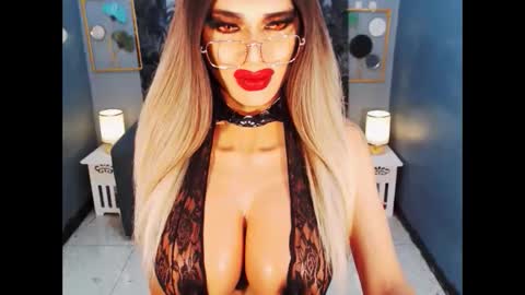 Loraine Cruz online show from May 2026 09:18:02 AM