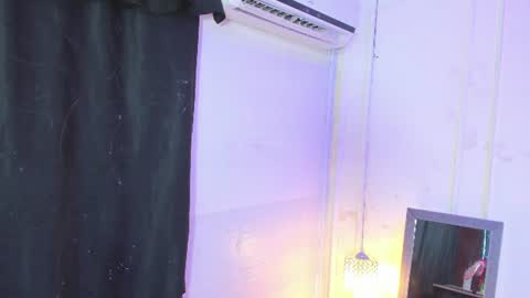 Snapshot of bigboobs_violeta chatting on June 2026 02:24:02 AM VIOLETA online show from June 2026 02:24:02 AM