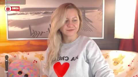 Snapshot of bigboobsarri chatting on December 2024 07:32:01 AM BigBoobsArri online show from December 2024 07:32:01 AM