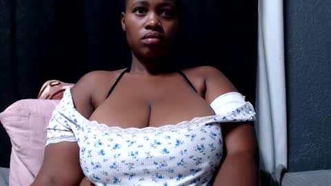 bigboobsbitchx online show from May 2026 06:42:02 PM