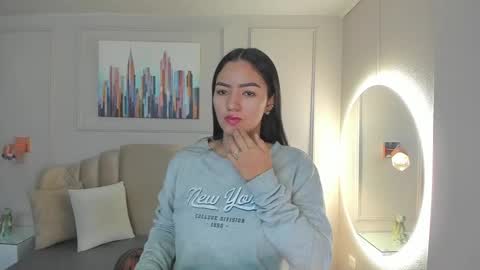 Snapshot of bigboobsnaughty1 chatting on February 2025 10:03:02 AM online show from February 2025 10:03:02 AM