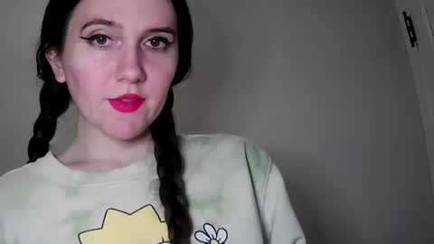 Isabella online show from January 2025 03:50:01 PM