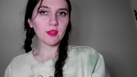 Isabella online show from January 2025 08:07:02 AM