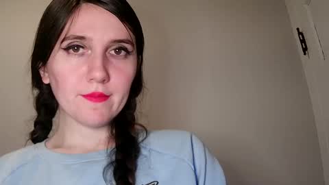 Isabella online show from January 2025 11:11:01 PM