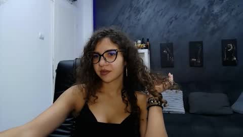 bigbuttjany online show from October 2025 10:53:02 PM